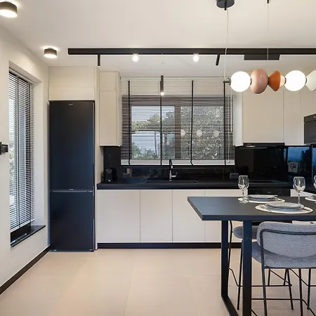 Baro Homes * העיירה רתימנו